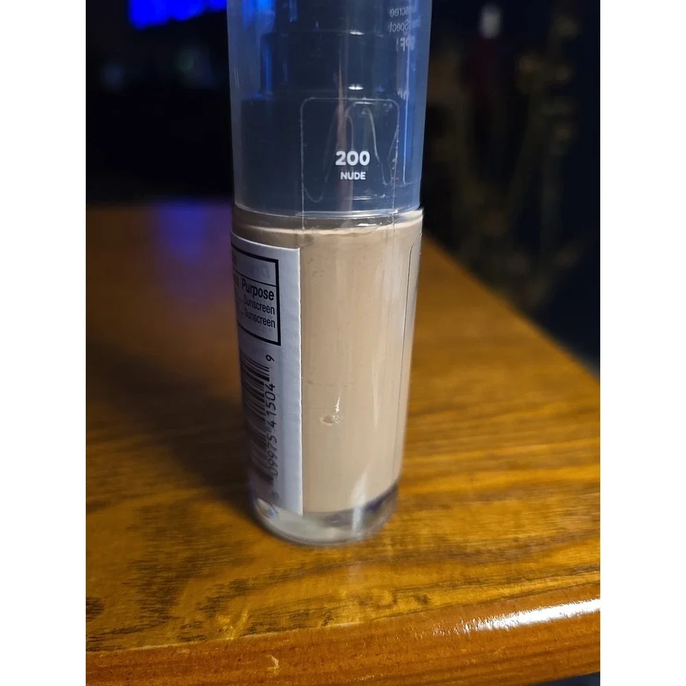 Revlon Colorstay 24Hr Longwear Makeup Foundation Normal - Dry Skin #200 NUDE 1oz